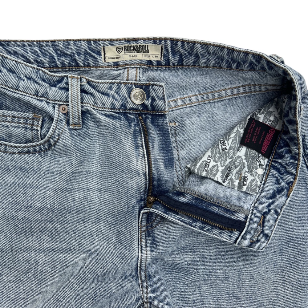 Rock & Roll Cowgirl Distressed Blue Flare Jeans Size 27 - Picture 9 of 11